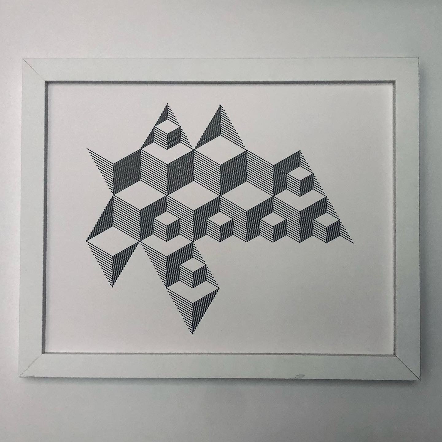 ma048 - tectonicube (wht)